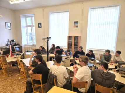  RAKETOVÝ TÝM ZAUJAL DEVÁŤÁKY NA ZŠ NÁDRAŽNÍ