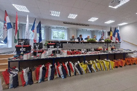 VYHODNOCENÍ MEZINÁRODNÍ SOUTĚŽE