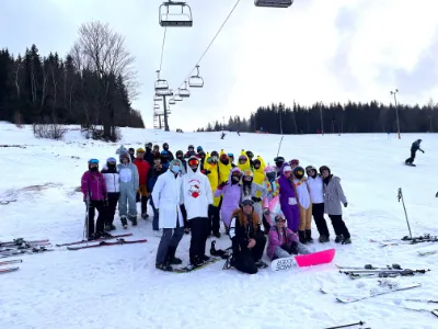 SPORTOVNÍ NADŠENÍ A ZIMNÍ POHODA V SRDCI JESENÍKŮ