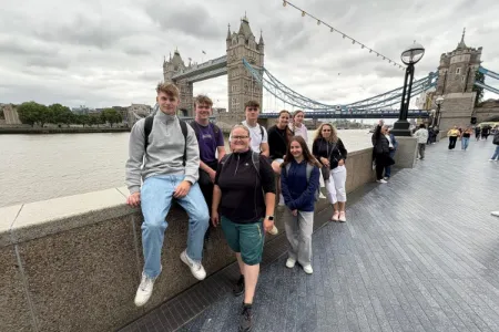NEJLEPŠÍ ŽÁCI STAVEBNÍHO OBORU NA ODBORNÉ STÁŽI V LONDÝNĚ